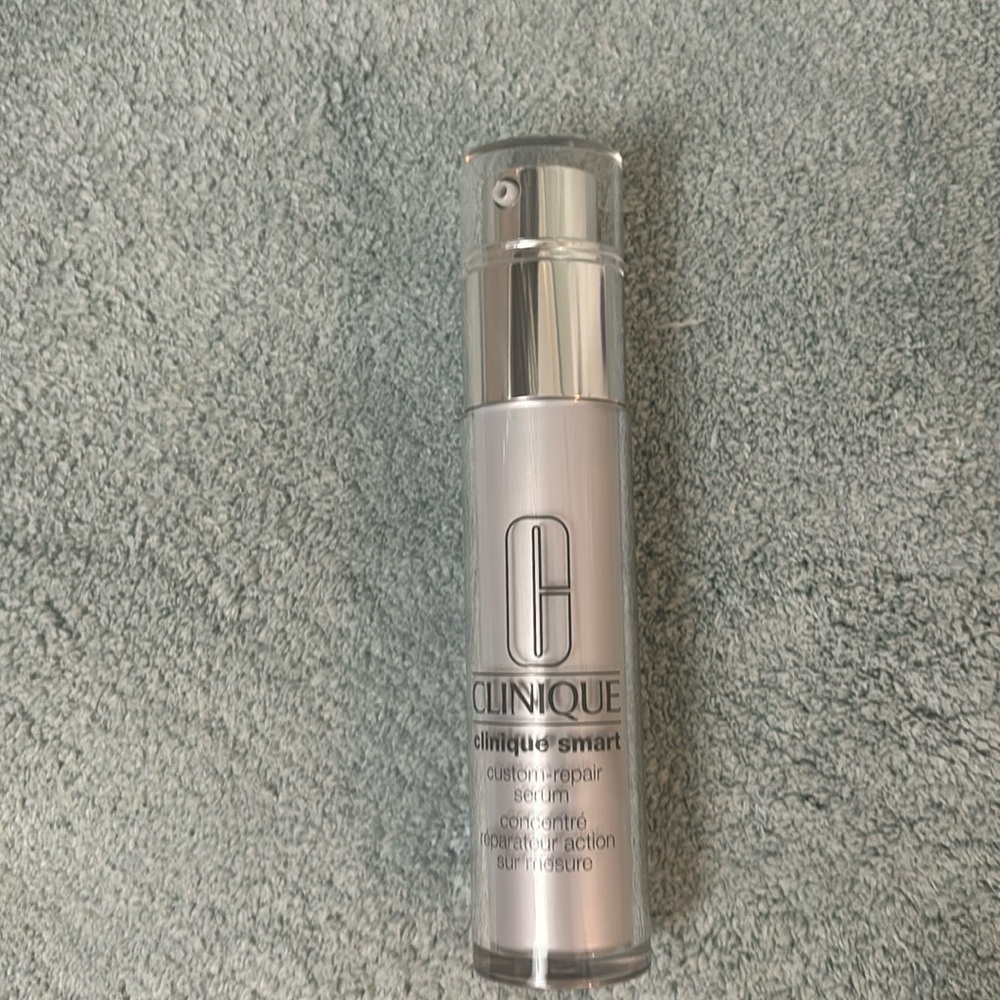 Clinique smart custom repair